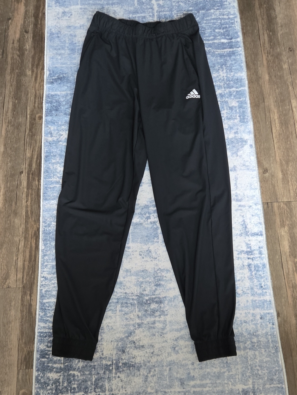 adidas Men's Essential Golf Jogger Small Black EUC never worn outside